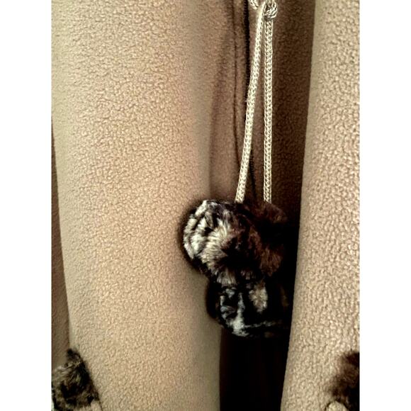 LeModa Vintage Faux Fur Leopard trim Fleece Poncho OS - Picture 3 of 9